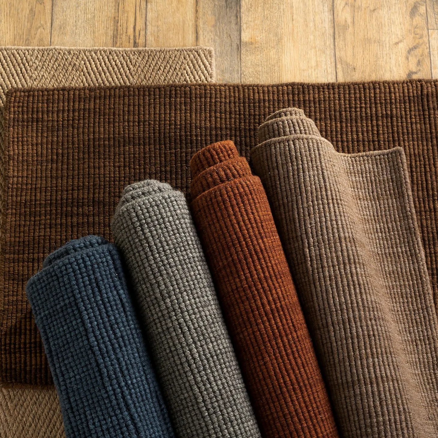 Area Rugs>Plow & Hearth Wool Blend Dalton Rug, 2' x 3'6"