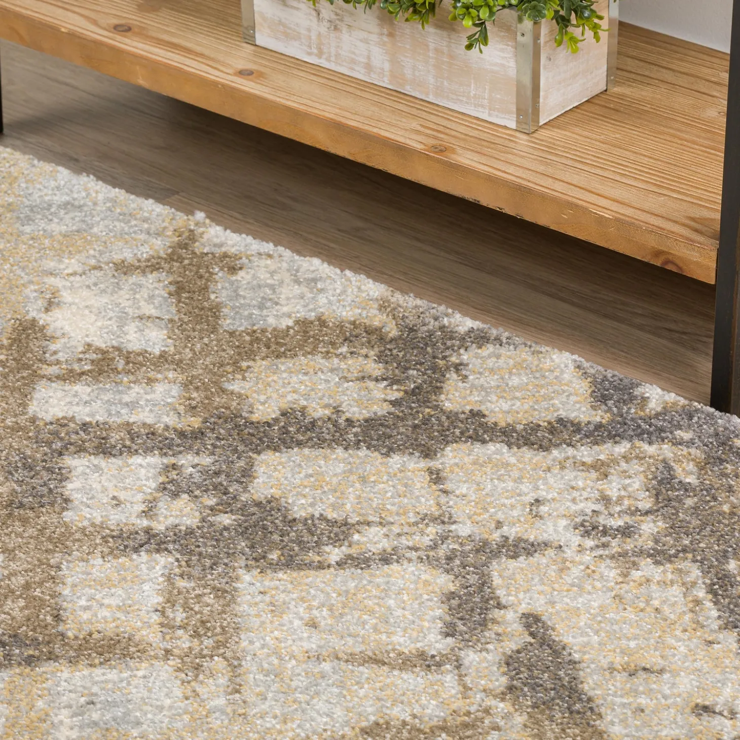 Area Rugs>Plow & Hearth York Easy Care Rug, 2'3" x 7'5" Runner Silver